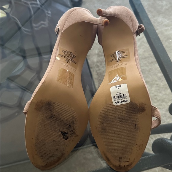 Express - Picture 8 of 8